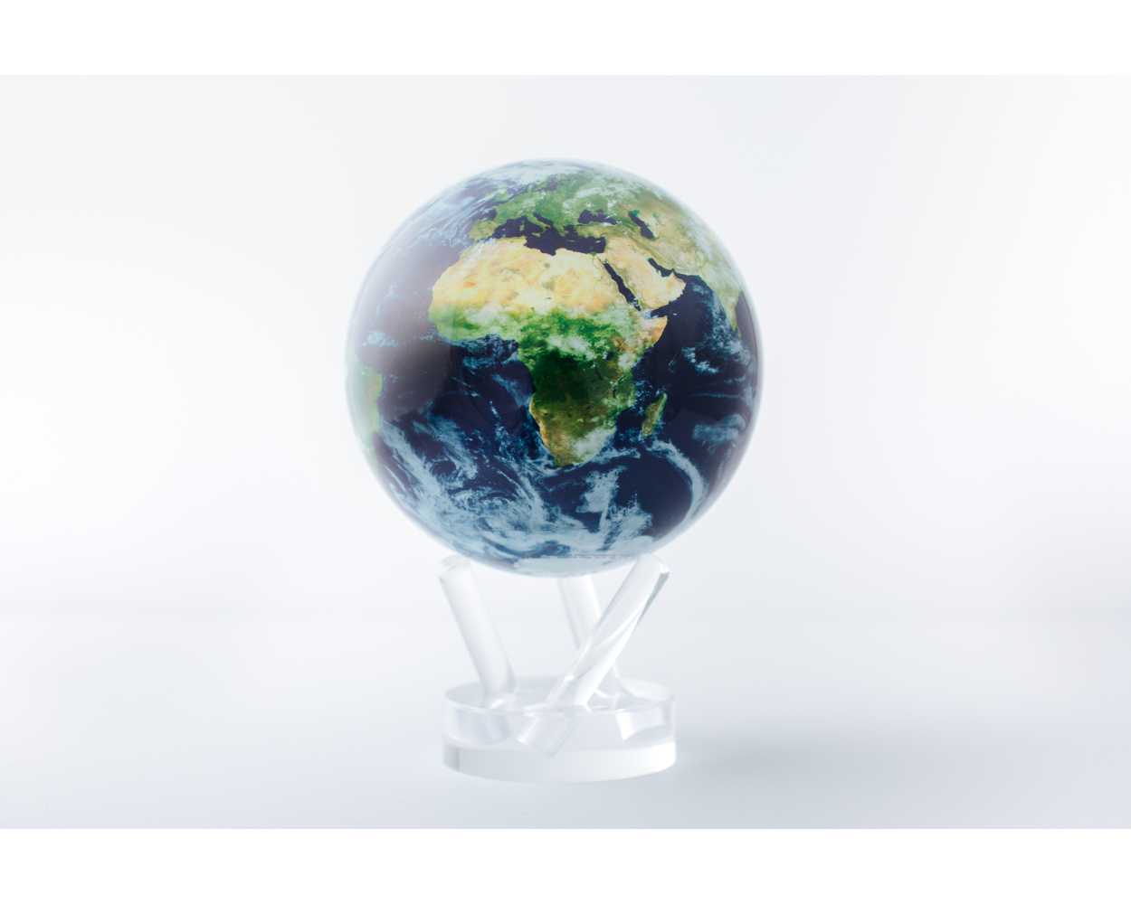 EARTH WITH CLOUDS GLOBE 4.5